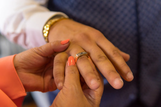 Engagement Ring vs. Wedding Ring: What’s the Difference?