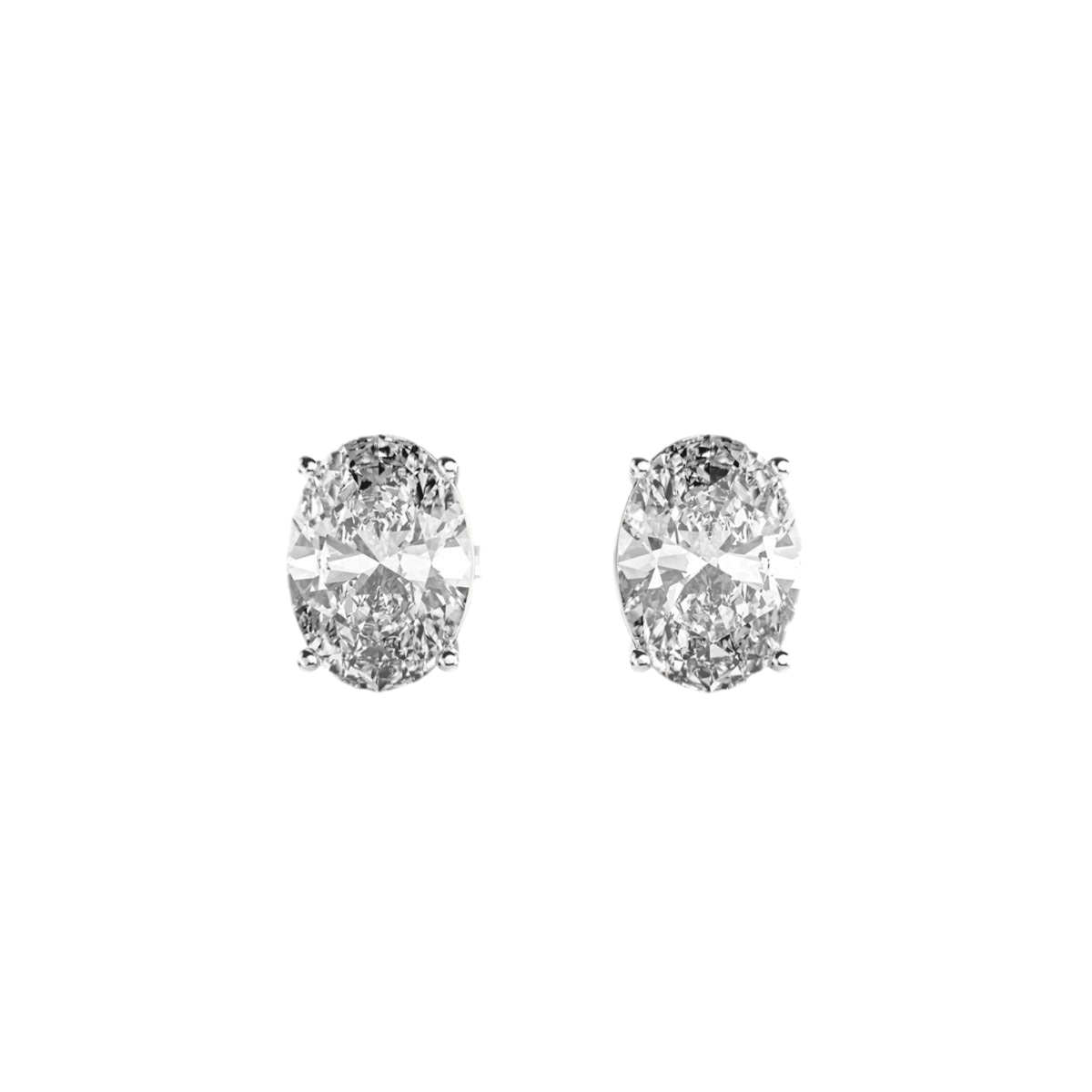 Oval Diamond Solitaire Stud
