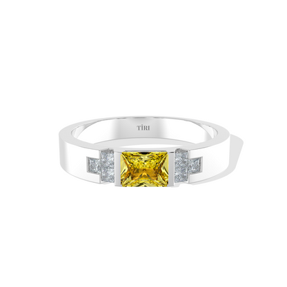 Tiri 4.30 TW diamond ring featuring a sparkling band with a large central diamond and intricate metalwork.