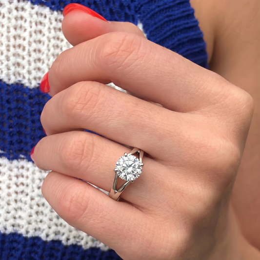 Zephyr Diamond Ring