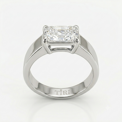 Tiri Linearis Men Diamond Ring featuring a sleek band with embedded diamonds for a modern, stylish look
