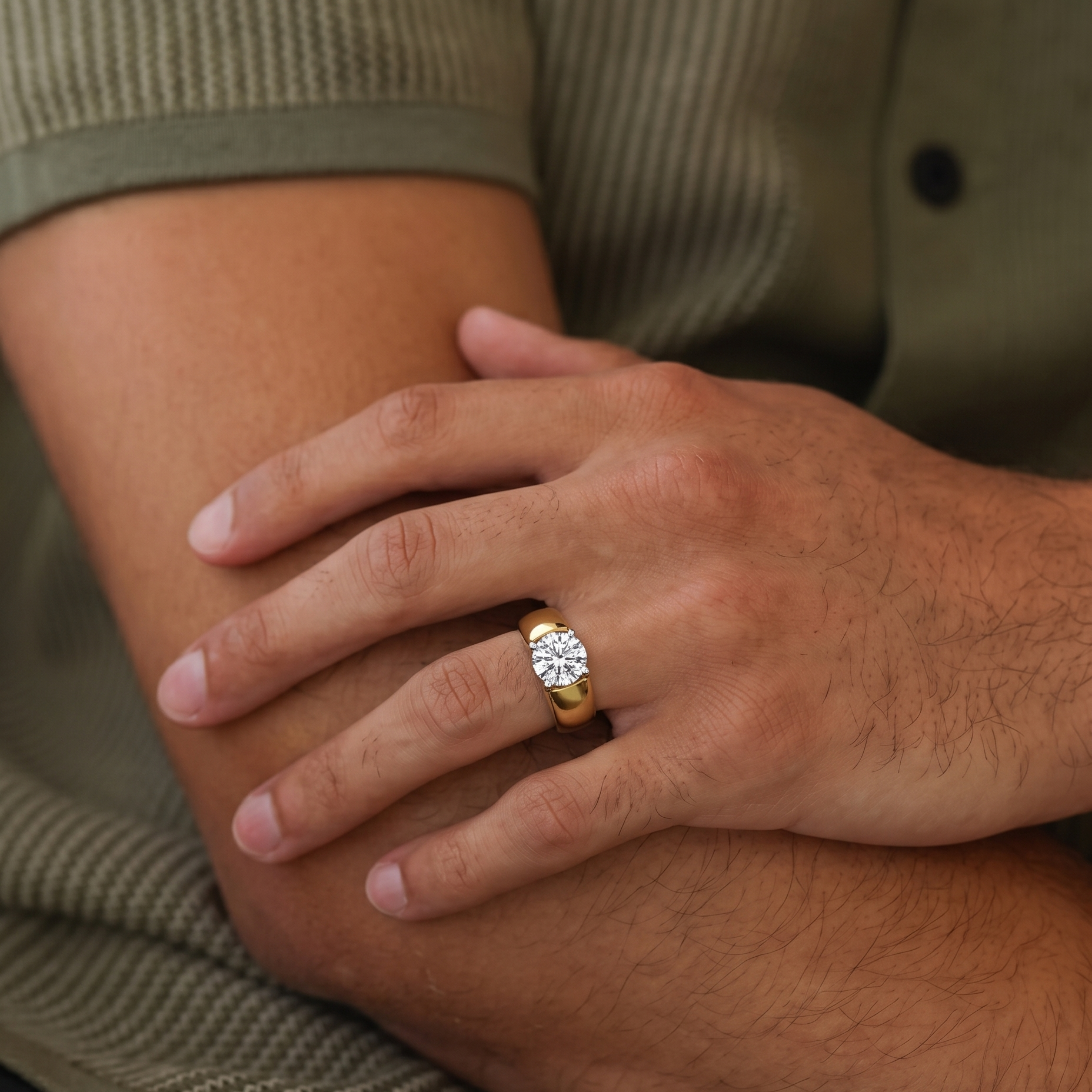 Sterling silver Classic Heritage Band Ring by Tiri featuring a smooth, polished surface and timeless design.
