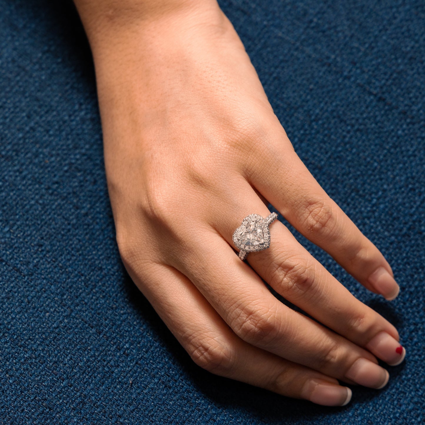 3.01 TW 2.10 CTS Diamond Ring