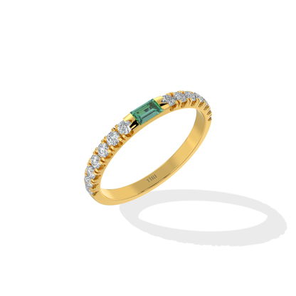 Tiri 1.50 TW diamond ring with a sleek band and sparkling diamonds, showcasing elegant jewelry design.