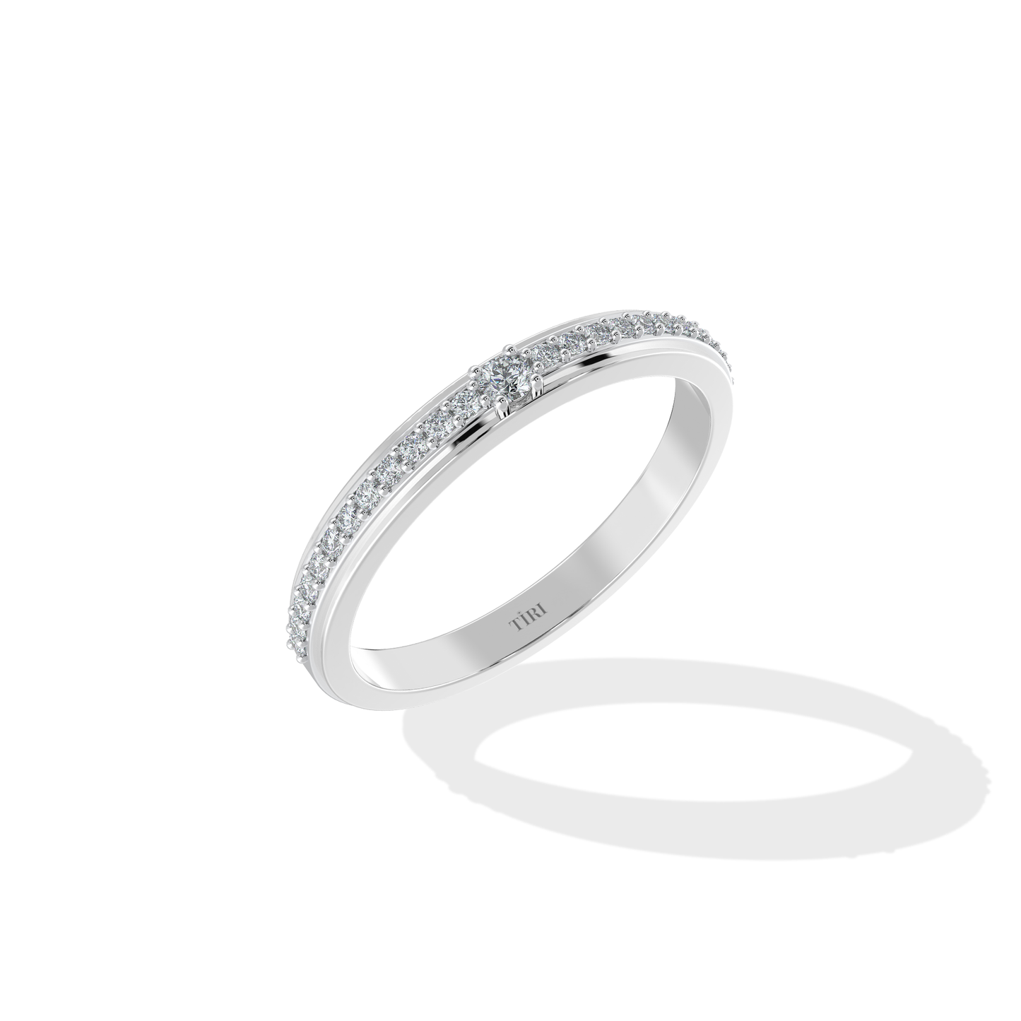 Close-up of Tiri 0.40 TW diamond details showcasing sparkling, high-quality diamond accents on a jewelry piece.