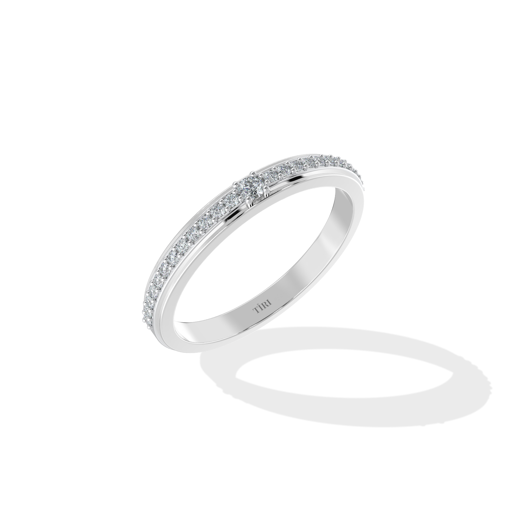 Close-up of Tiri 0.40 TW diamond details showcasing sparkling, high-quality diamond accents on a jewelry piece.