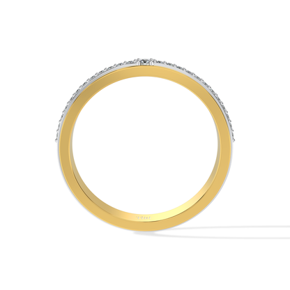 Close-up of Tiri 0.40 TW diamond details showcasing sparkling, high-quality diamond accents on a jewelry piece.