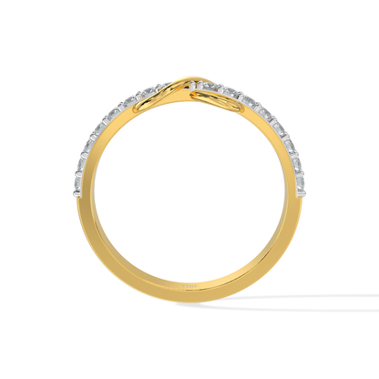 Tiri 0.27 TW diamond ring featuring a sparkling diamond centerpiece and a sleek, elegant band.