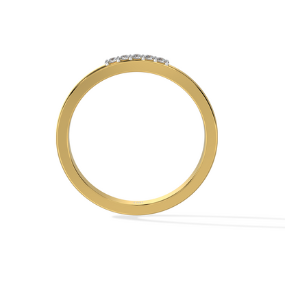 Yellow gold three-stone diamond ring featuring three round brilliant-cut stones. Classic trilogy engagement ring.