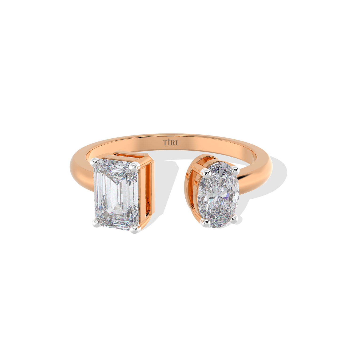 Round & Emerald Toi Moi Ring