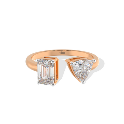 Emerald & Triangle Toi Moi Ring