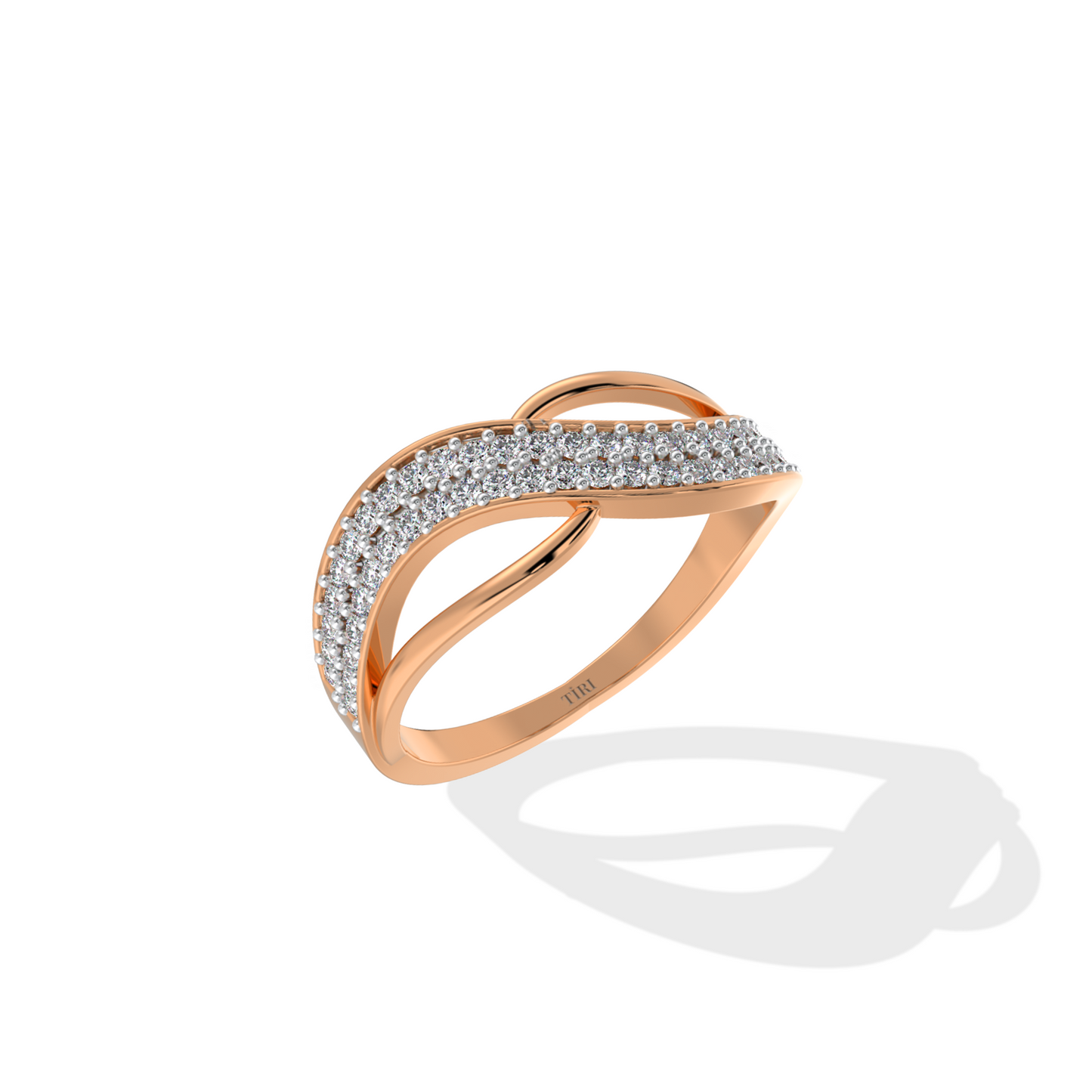 Tiri Arc de Prestige Ring featuring a sleek, modern design with a polished finish and elegant band detail.
