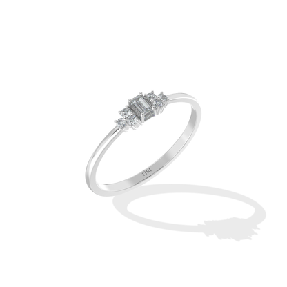 Tiri 0.80 TW diamond ring with a sleek band and sparkling diamonds, showcasing elegant jewelry design.
