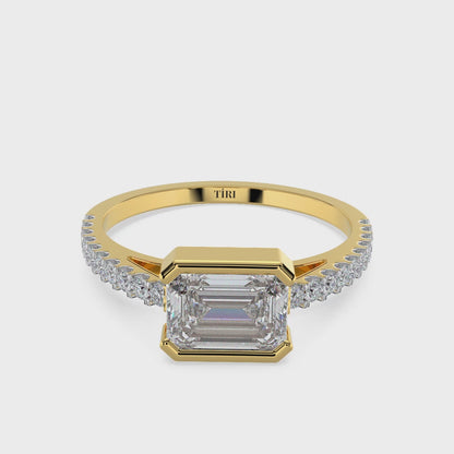 Emerald Elegance Ring